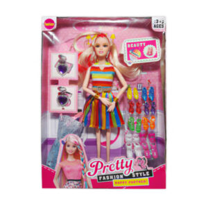 Barby con accesorios en caja